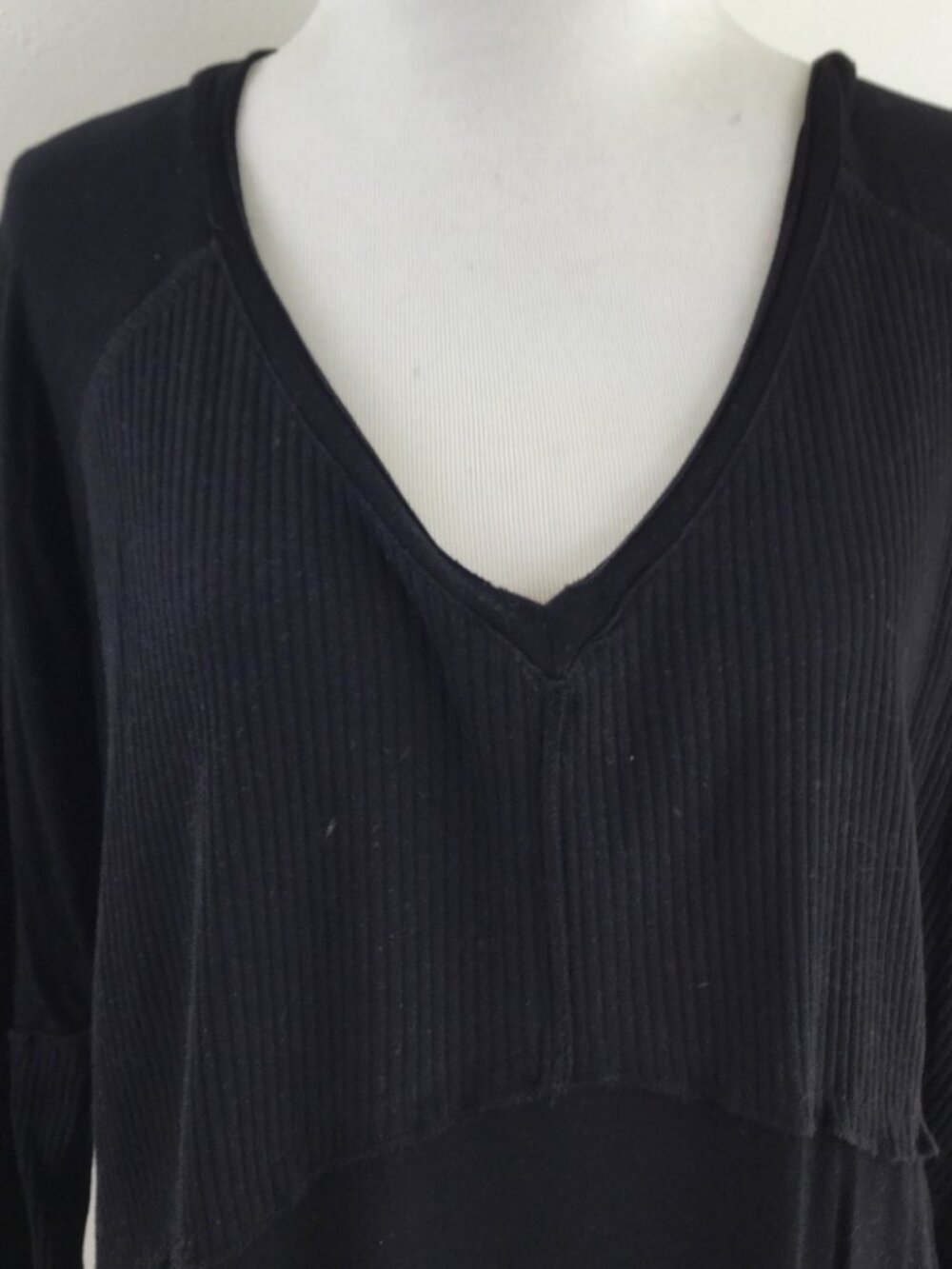 POL Black Top 2 - Picture 2 of 8